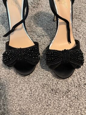 Jewel Badgley Mischka Black Beaded Bow Open-Toe Heels